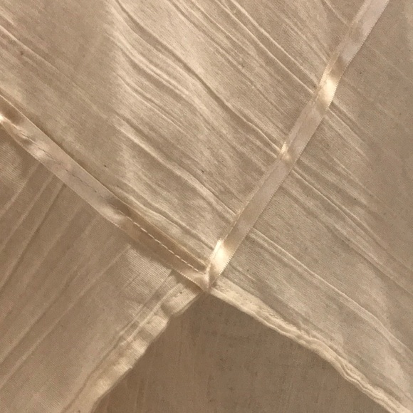 Gorgeous Boutique Crocheted Halter Maxi - Picture 3 of 7